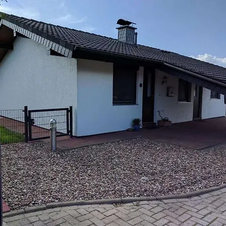 Eul J 4 Comfortable *